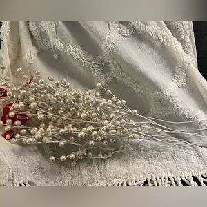 Elegant Pearl White Decorative Accent Picks